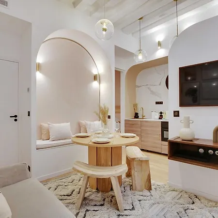 Charming - 1br 4p - Ac - Marais Apartment *